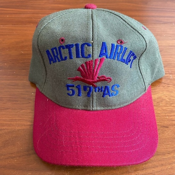 Arctic Airlift 517th AS Hat - Picture 1 of 3